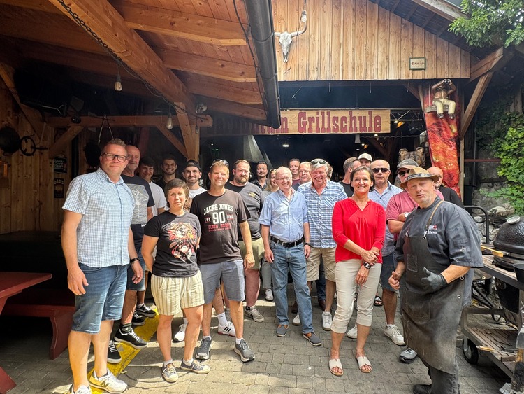 In Bruck wurde gegrillt!